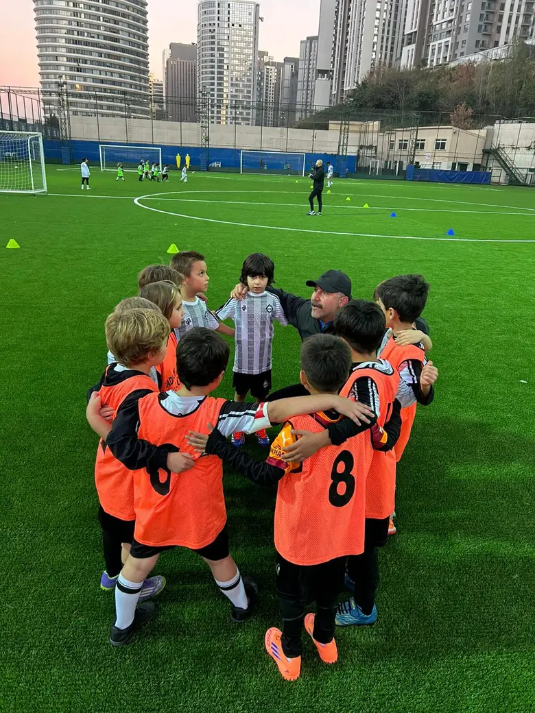 Altay Kadıköy Futbol Okulu antrenman ve maçlardan bir kare