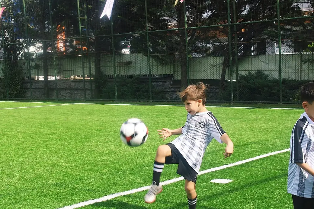 Altay Kadıköy Futbol Okulu antrenman ve maçlardan bir kare