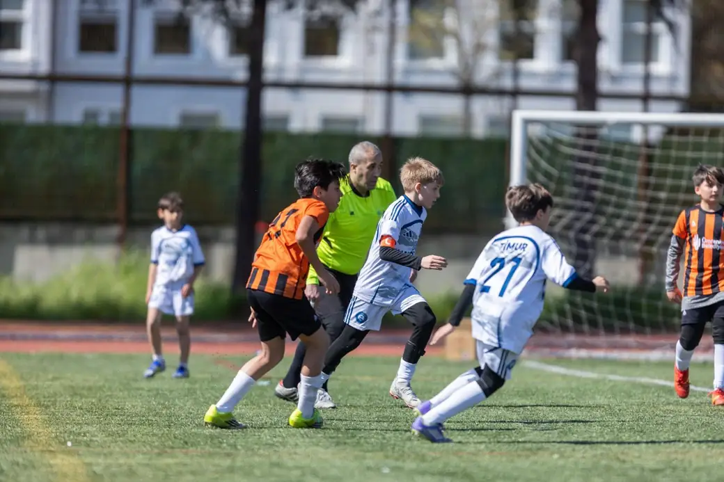 Altay Kadıköy Futbol Okulu antrenman ve maçlardan bir kare