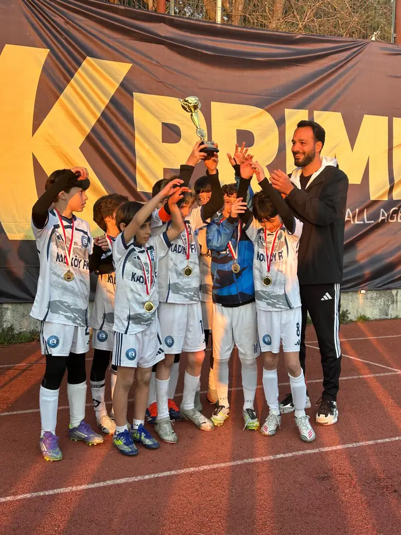 Altay Kadıköy Futbol Okulu antrenman ve maçlardan bir kare