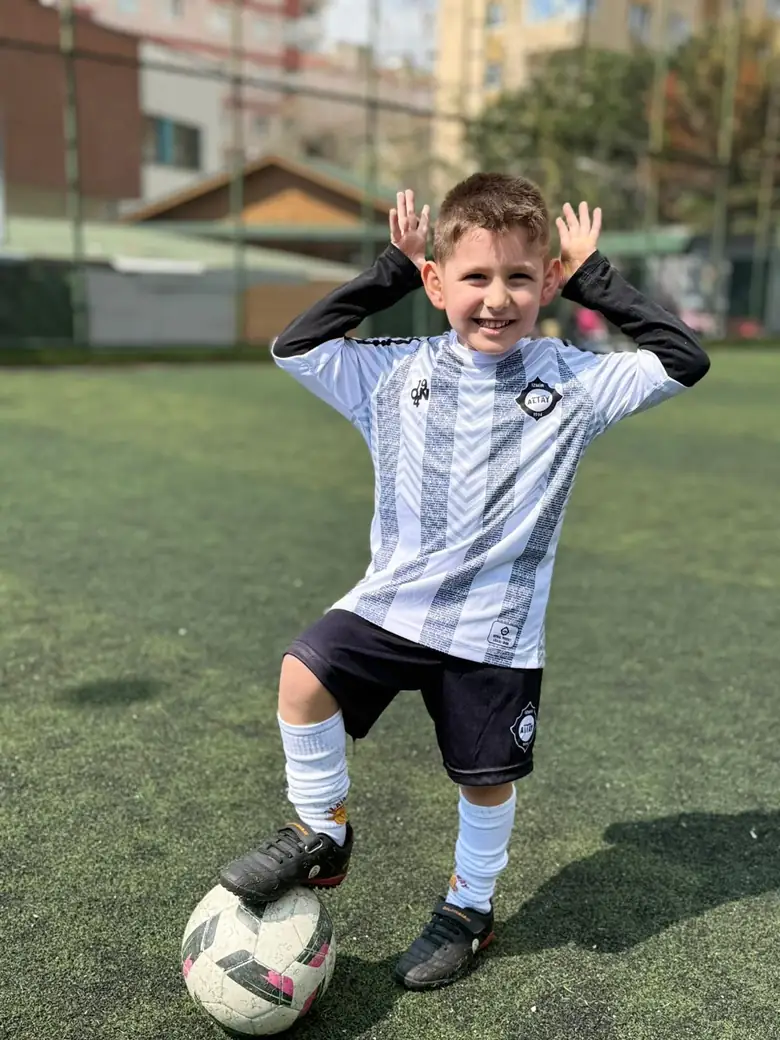 Altay Kadıköy Futbol Okulu antrenman ve maçlardan bir kare