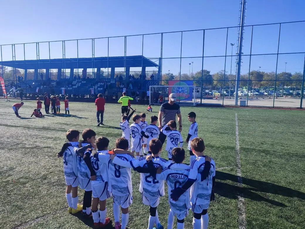 Altay Kadıköy Futbol Okulu antrenman ve maçlardan bir kare